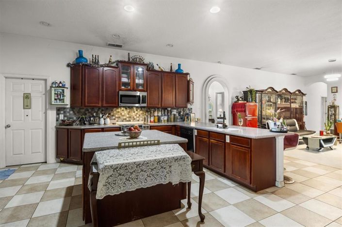 Image No.11-4 Bed House for sale