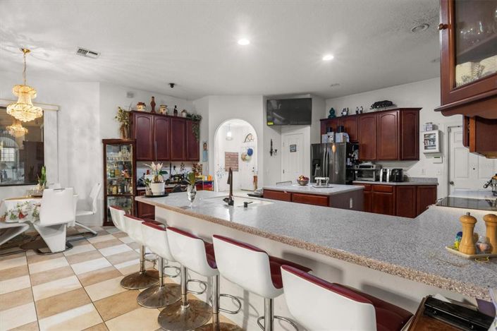 Image No.13-4 Bed House for sale