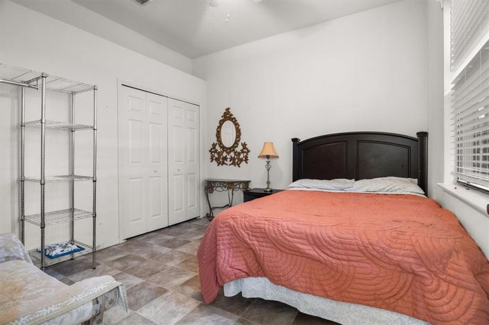 Image No.19-4 Bed Property for sale