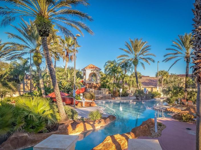 Image No.36-4 Bed Townhouse for sale