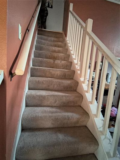 Image No.12-5 Bed Property for sale