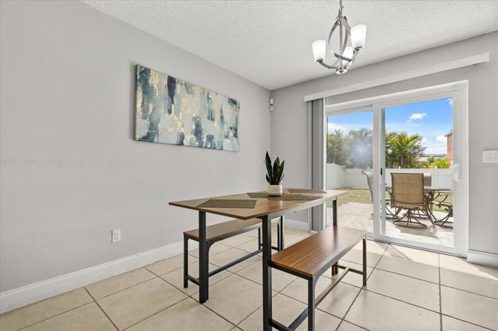 Image No.16-3 Bed Property for sale