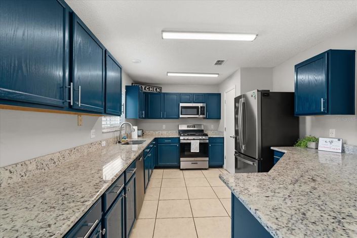 Image No.22-3 Bed Property for sale