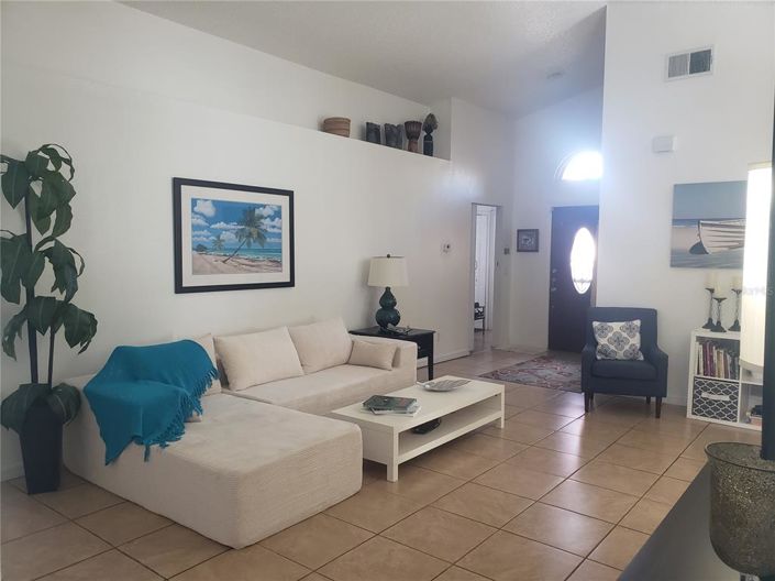 Image No.5-4 Bed Property for sale