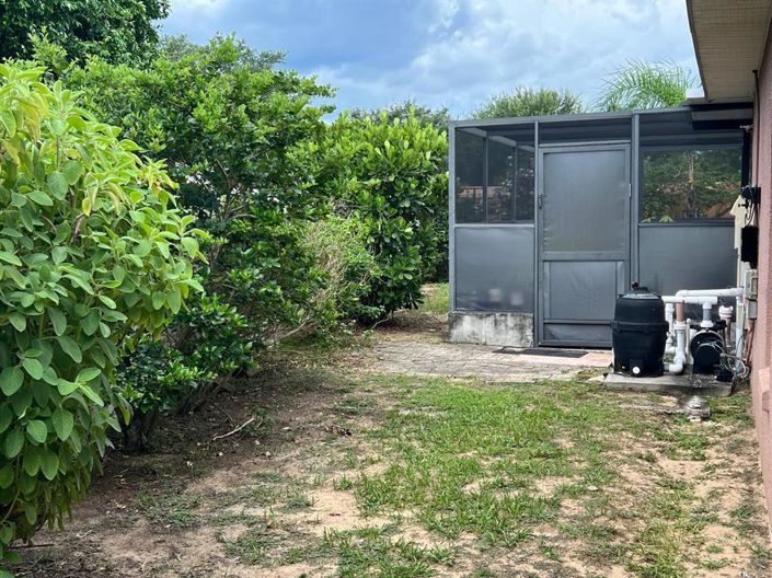 Image No.60-4 Bed Property for sale