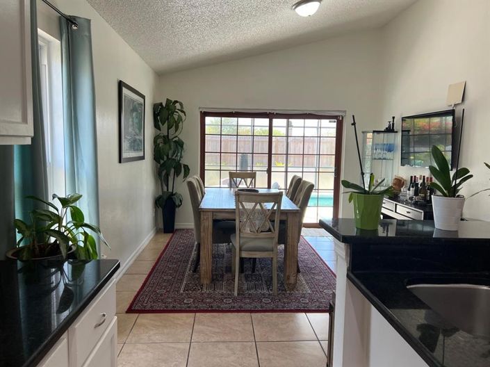 Image No.9-4 Bed Property for sale