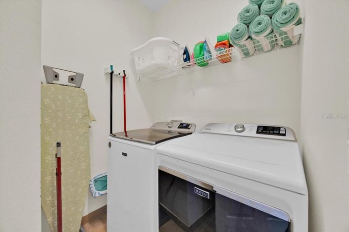 Image No.19-5 Bed House for sale