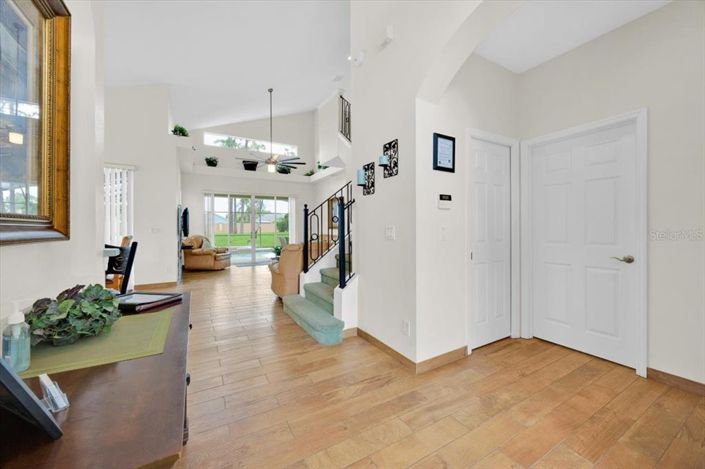 Image No.4-5 Bed House for sale