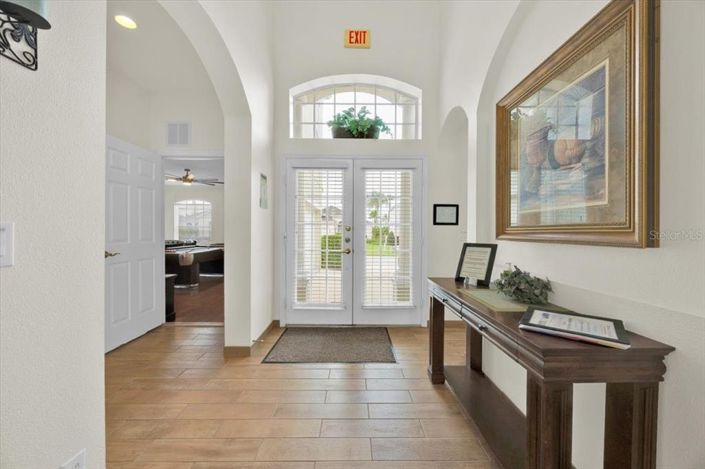 Image No.6-5 Bed Property for sale