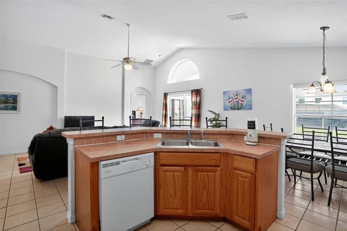 Image No.11-Propriété de 4 chambres à vendre à Davenport