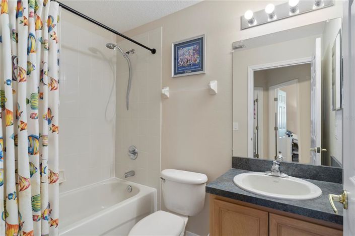 Image No.17-4 Bed House for sale