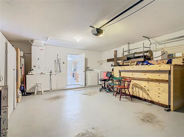 Image No.32-4 Bed Property for sale