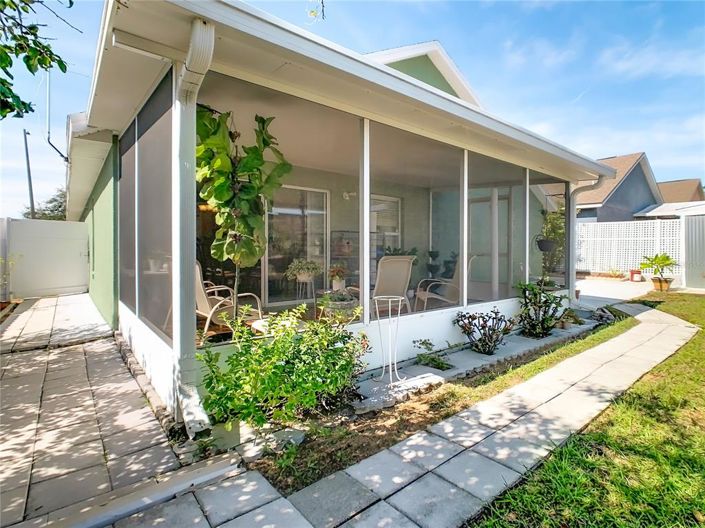 Image No.40-4 Bed Property for sale