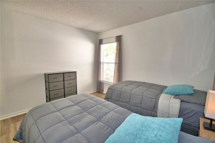 Image No.24-3 Bed House for sale