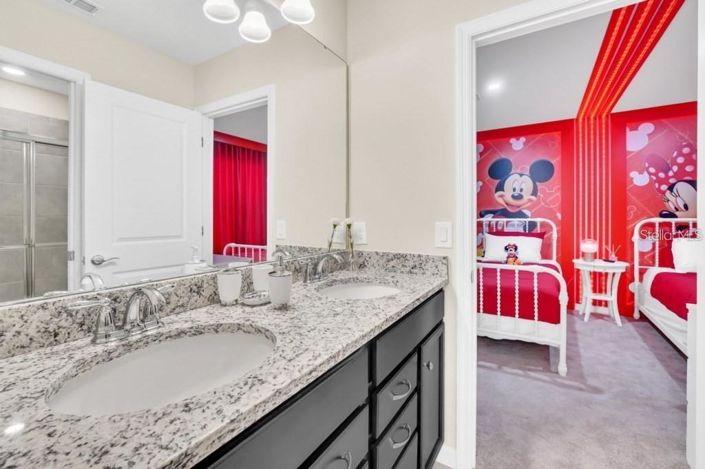 Image No.20-10 Bed House for sale