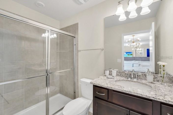 Image No.31-10 Bed House for sale