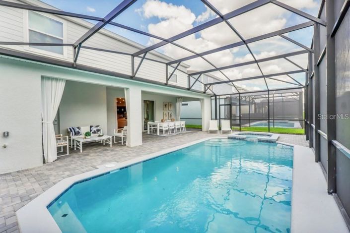 Image No.43-10 Bed House for sale