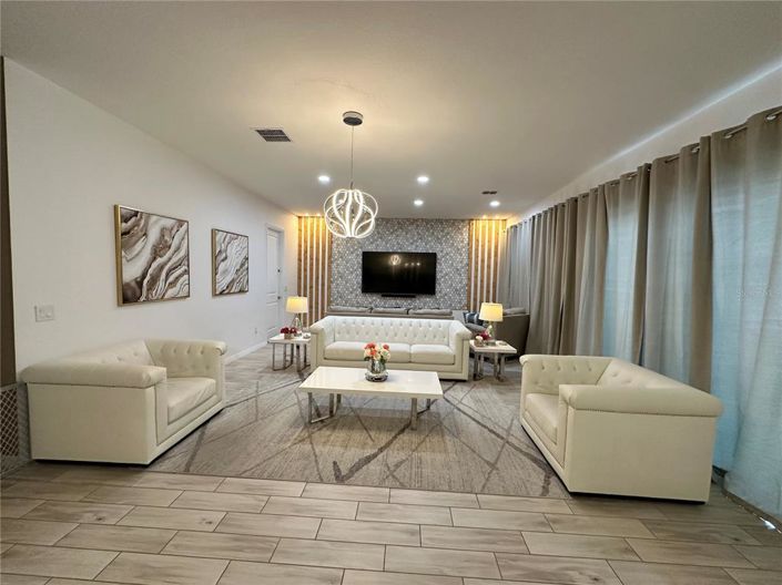 Image No.7-Propriété de 5 chambres à vendre à Davenport