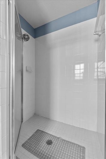 Image No.20-3 Bed House for sale