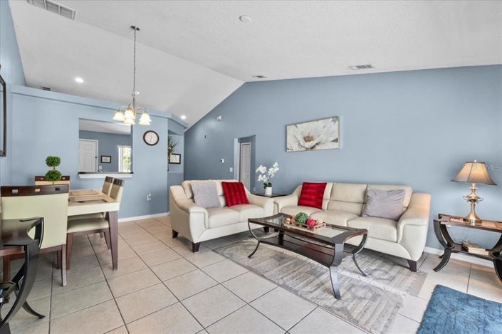 Image No.5-3 Bed House for sale