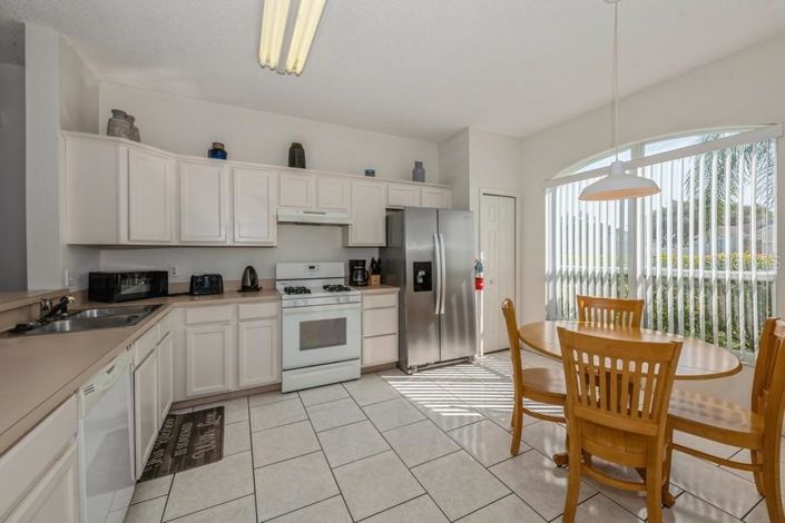 Image No.12-3 Bed House for sale