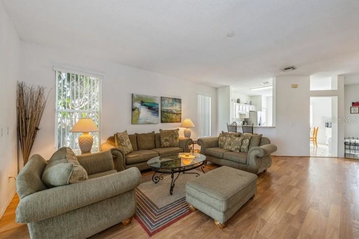 Image No.7-3 Bed House for sale