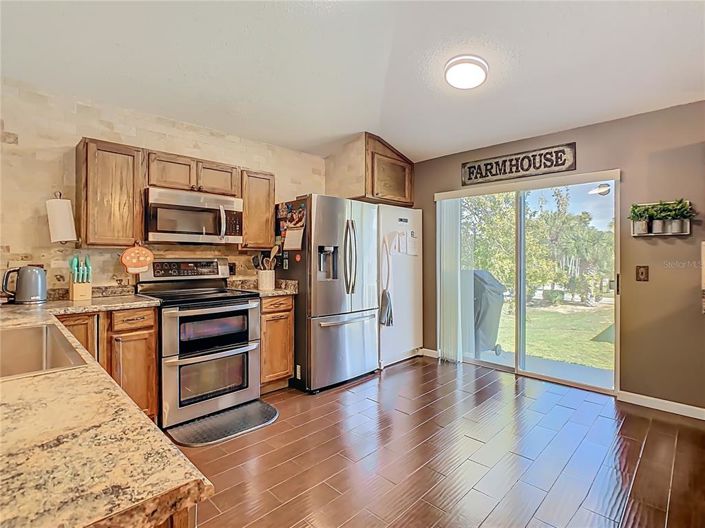 Image No.15-3 Bed Property for sale