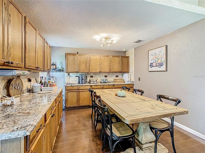 Image No.22-3 Bed Property for sale