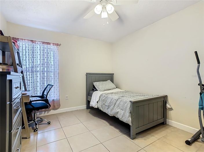 Image No.25-3 Bed Property for sale