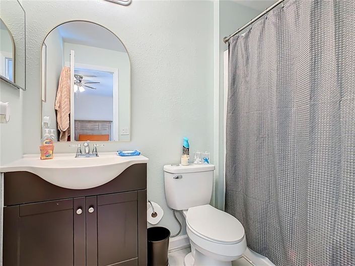 Image No.33-3 Bed Property for sale