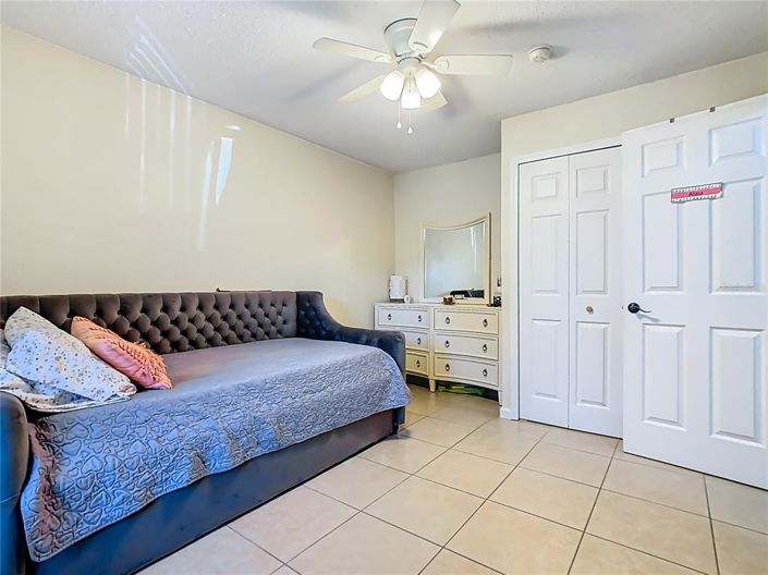 Image No.35-3 Bed Property for sale