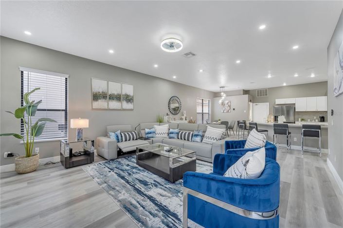 Image No.13-7 Bed House for sale