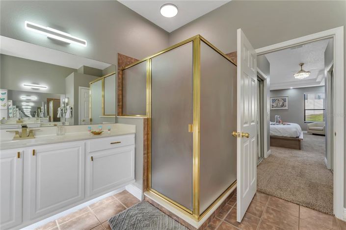 Image No.7-7 Bed House for sale