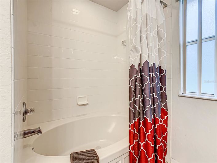 Image No.22-4 Bed Townhouse for sale