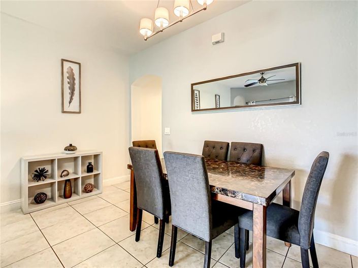 Image No.6-4 Bed Townhouse for sale