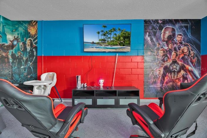 Image No.10-5 Bed Property for sale