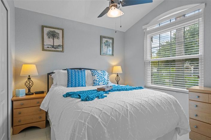 Image No.14-5 Bed Property for sale