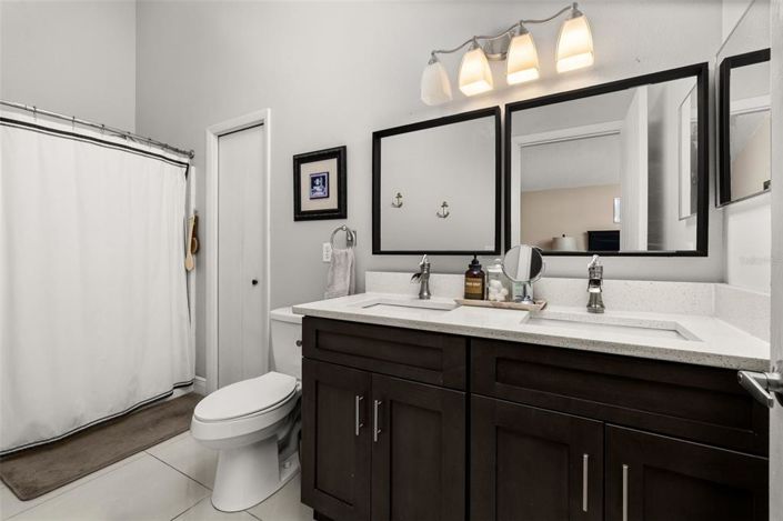 Image No.26-4 Bed Property for sale