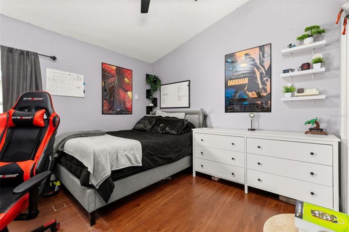 Image No.30-4 Bed House for sale