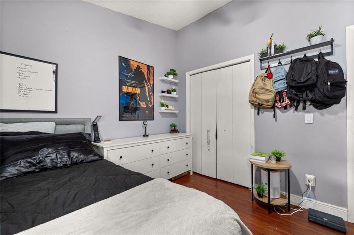 Image No.32-4 Bed House for sale