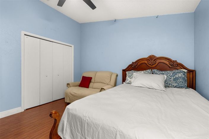 Image No.35-4 Bed Property for sale