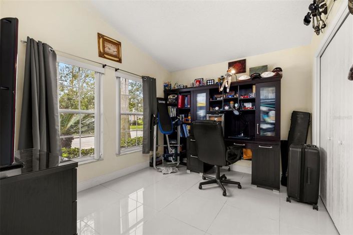 Image No.36-4 Bed House for sale