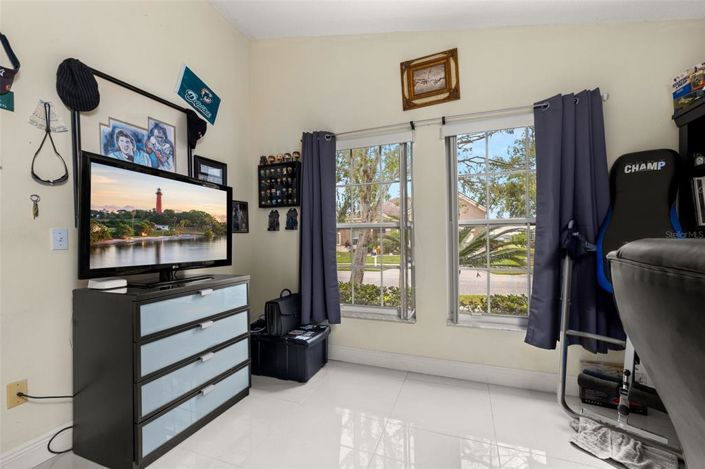 Image No.37-4 Bed Property for sale