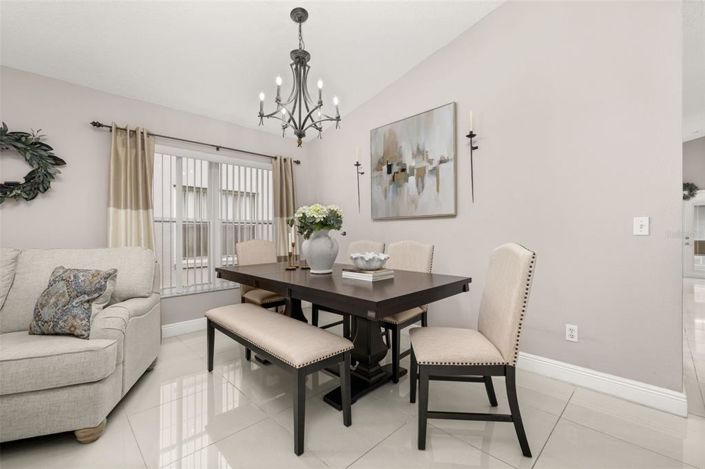 Image No.8-4 Bed House for sale