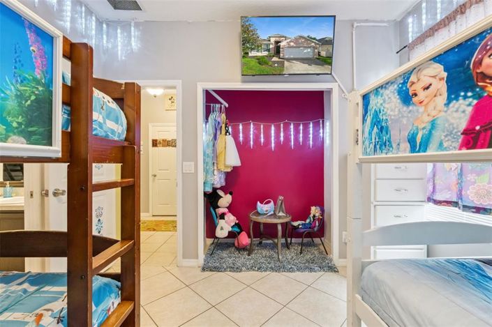 Image No.10-4 Bed Property for sale