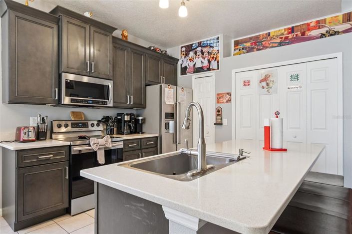 Image No.7-4 Bed Property for sale