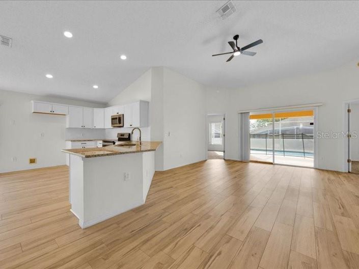 Image No.13-4 Bed House for sale