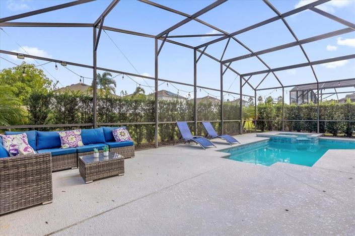 Image No.32-4 Bed Property for sale