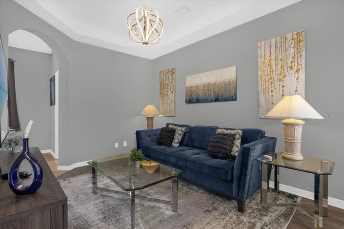 Image No.5-4 Bed Property for sale