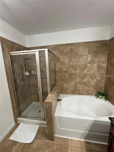 Image No.12-2 Bed Property for sale